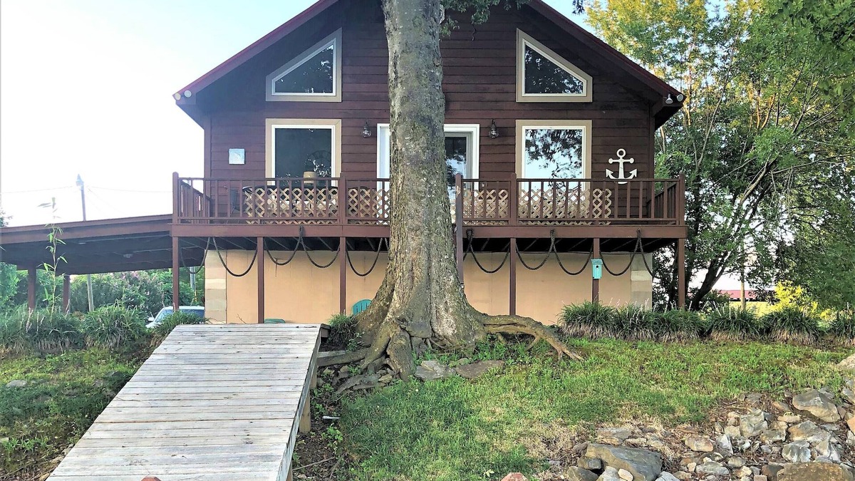 Counce Cabin | Paddlefish on the Tennessee River