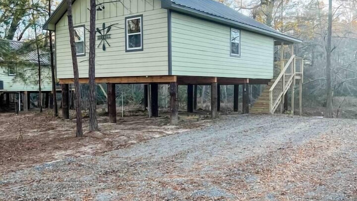 Jefferson Cabin | Paddlewhack Cabin 4-The Gunwhale