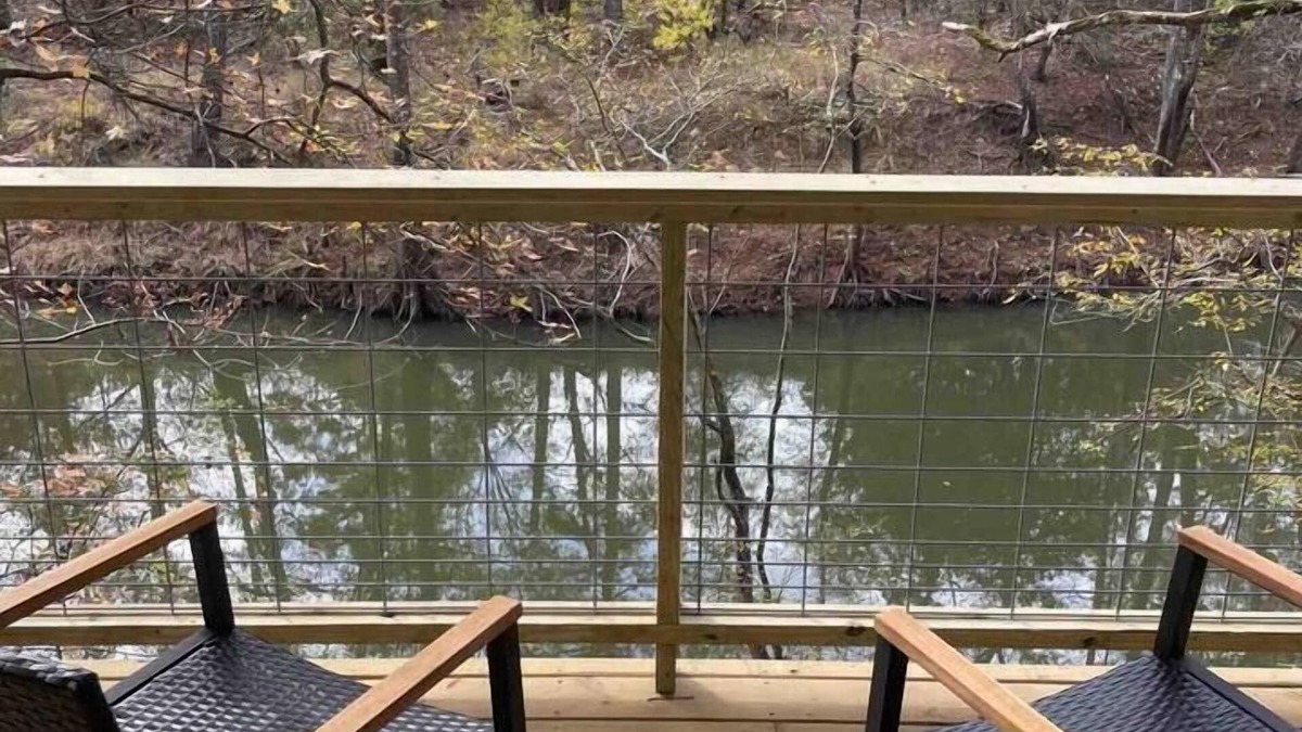 Jefferson Cabin | Paddlewhack Cabin 5-The Bow