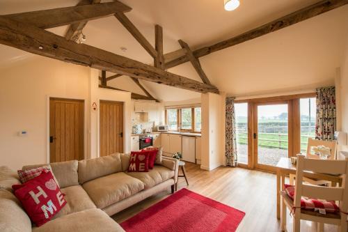 Newport House | Paddock Cottage