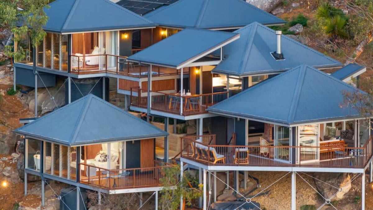 Sydney House | Pagoda Point in Berowra Waters