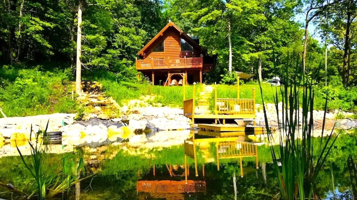 Harpers Ferry Cabin | Paint Creek Lodge . 5 Bedroom A-Frame Log Cabin W/Hot Tub & Swimming Pond