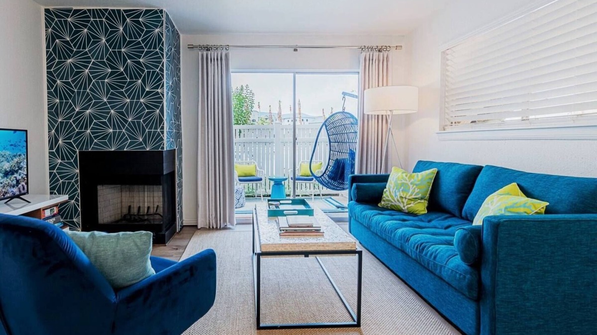 Galveston Condo | 𝐏𝐚𝐢𝐱 𝐁𝐥𝐞𝐮 𝐓𝐨𝐨 Coastal Condo| Pool |Pets