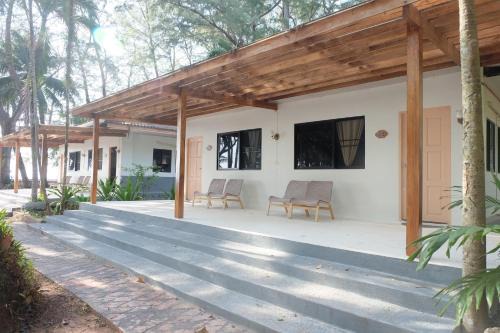 Ban Chao Mai Resort | Pakmeng Resort