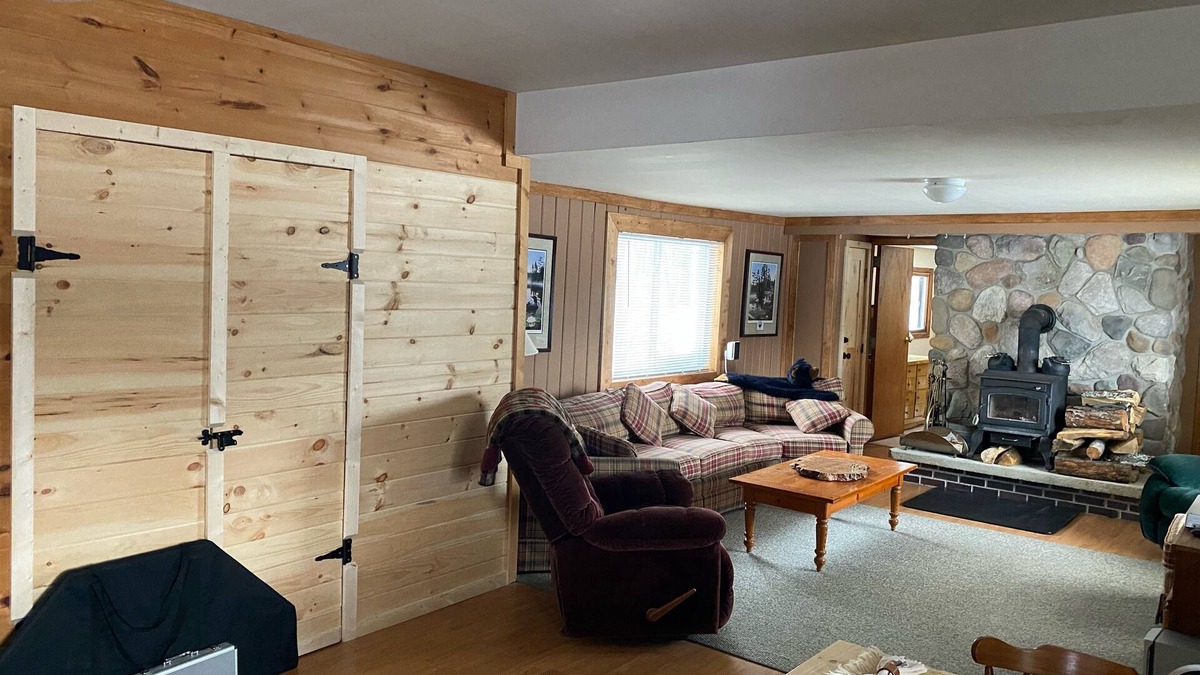 Houghton County Cottage | Palace at Donken Heights!