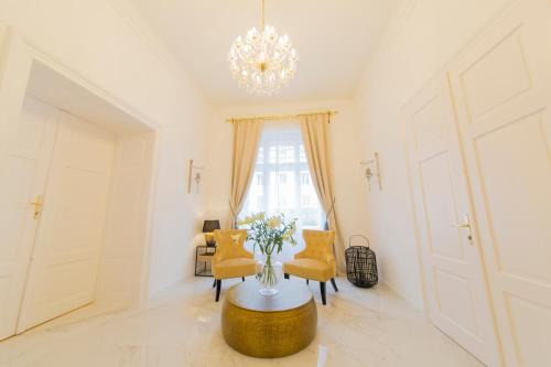 Klagenfurt am Woerthersee Apartment | Palais Gutenberg le Petit