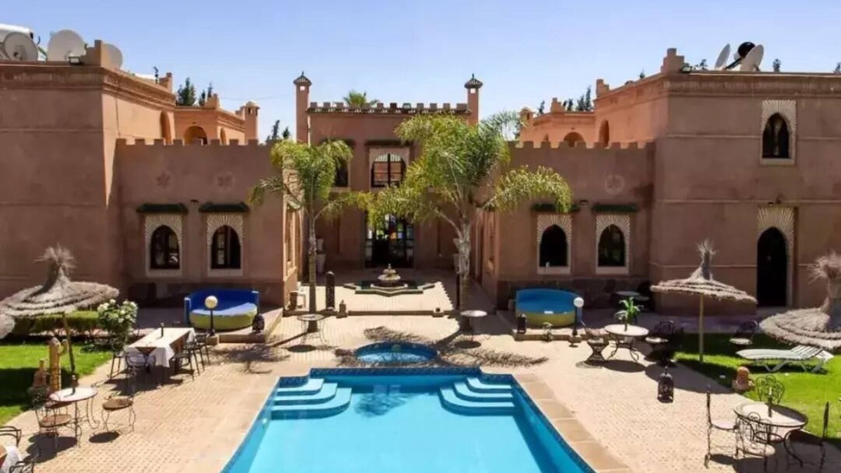 Sidi Abdallah Ghiat Villa | Palais Ghiat