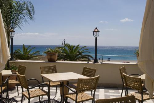 Bovalino Marina Apartment | Palazzo Reginella