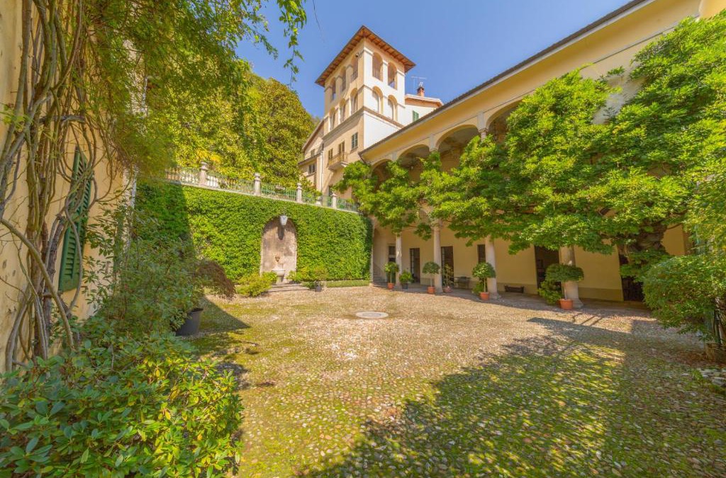 Castello Cabiaglio Bed & Breakfast | Palazzo Ronchelli