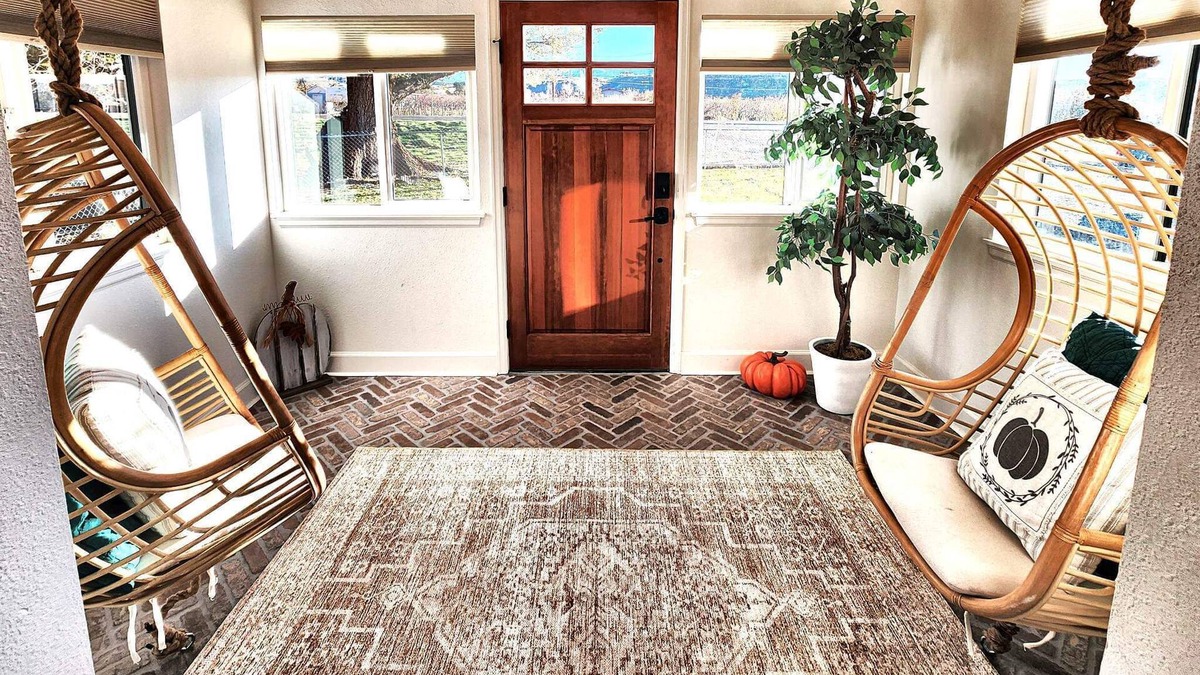 Palisade House | Palisade Peach Orchard Cottage. Free WiFi