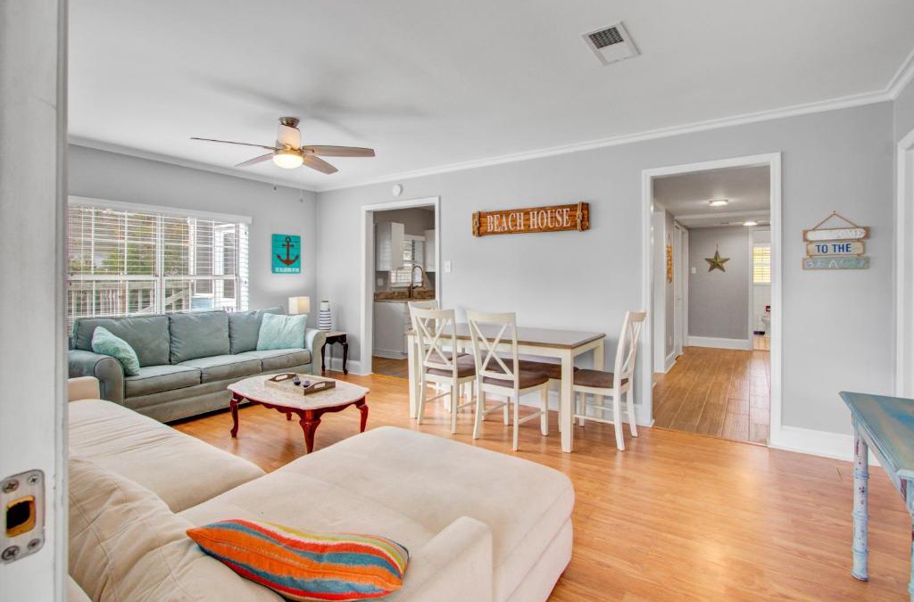 Isle of Palms House | Palm Boulevard 2403 - Downstairs