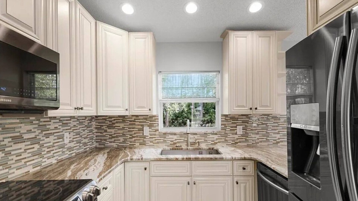 Indian Trails House | Palm Coast Getaway Fast Wi-Fi Near Flagler Beach