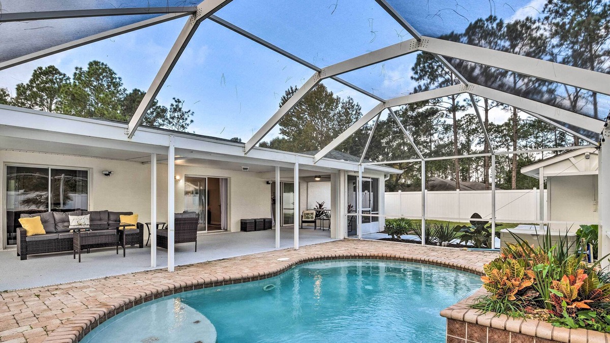 Palm Coast House | Palm Coast Retreat w/Lanai < 8 Mi to Beach!