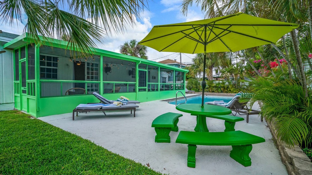 Southwest House | *Palm GREEN Haus* w/Pool Oasis