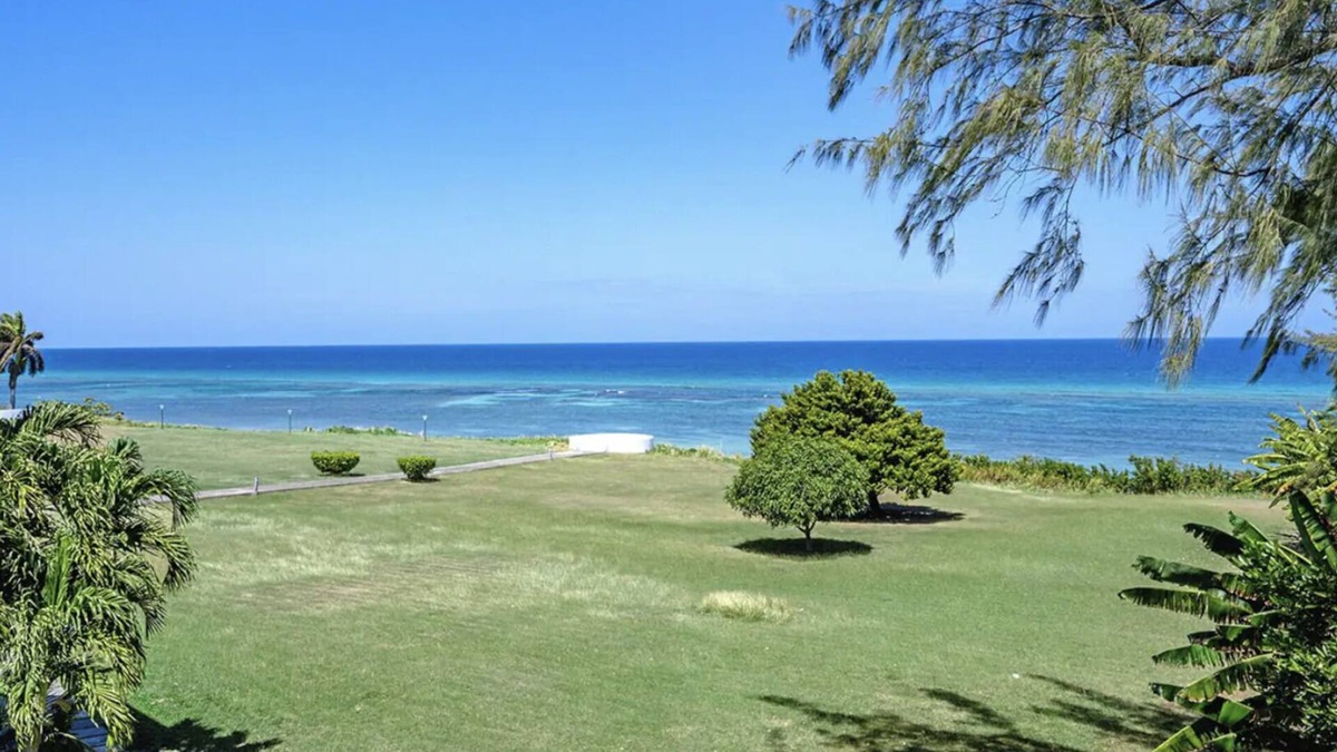 St.Bran's Burg Apartment | Palm JA SCF36 - Stunning 1 BR w/ Pool & Ocean View