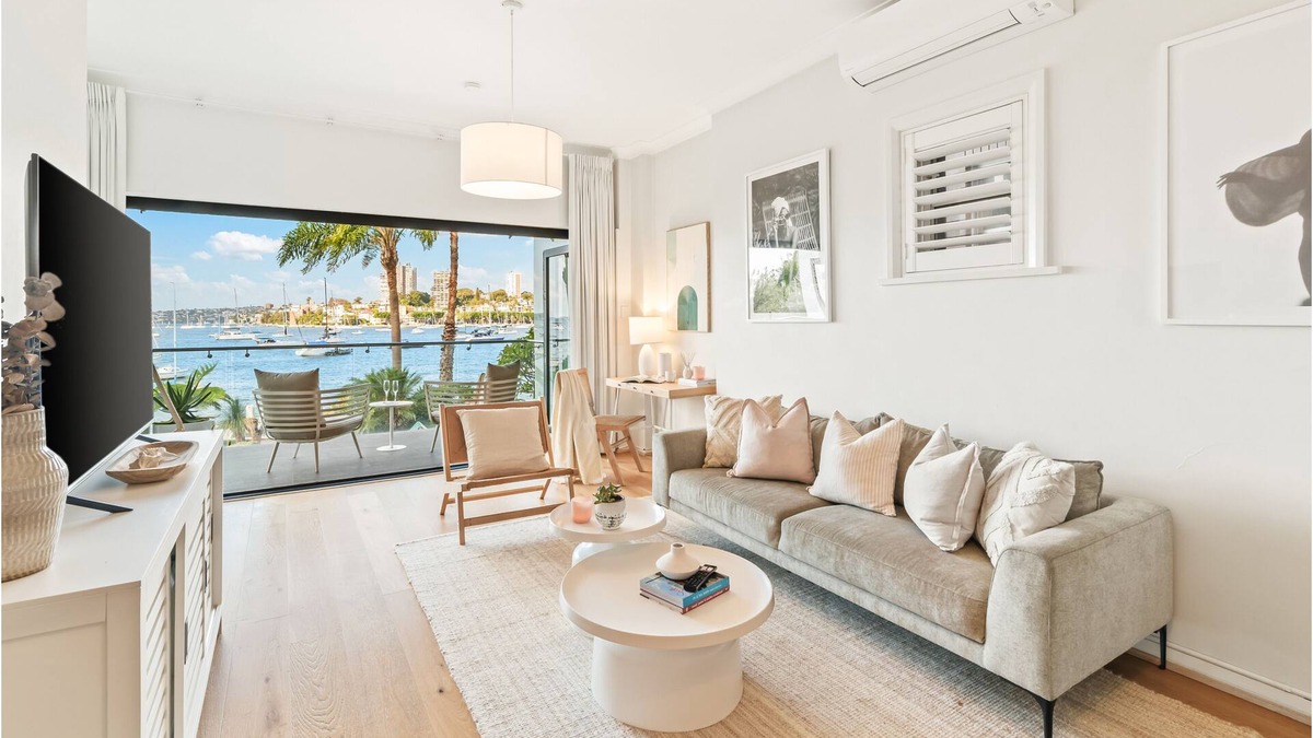 Elizabeth Bay Apartment | Palm View Collective