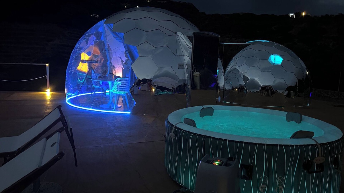 Ponza RV Rental | Palmaria Sky Bubbles Room - Sleep Under the Stars in a Dream Bubble Room