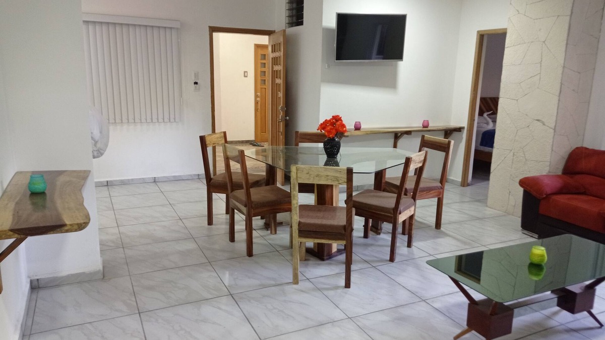 R Condo | PALMAS DE CHAHUE 2 (1,130 SF)