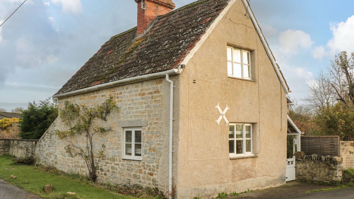 Hatch Beauchamp Cottage | PALMERS GREEN COTTAGE, pet friendly, with open fire in Wrantage