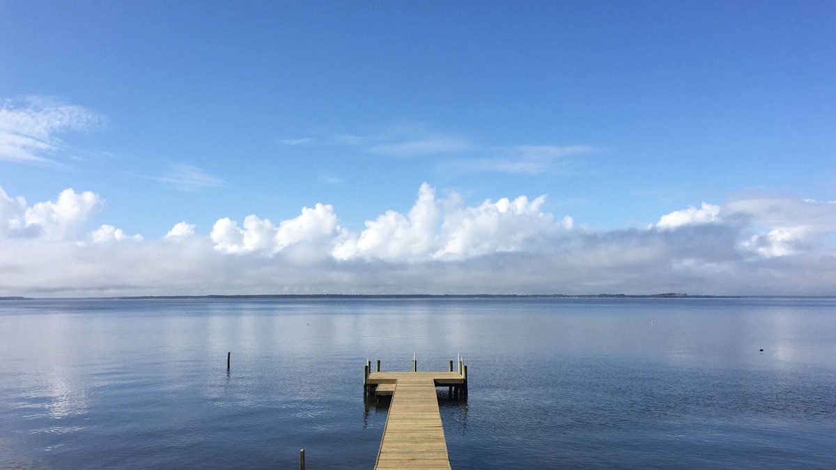 Pamlico Beach Cottage | Pamlico Cottage - Waterfront near Bath & Belhaven - Pet Friendly - 3 Bds 2 Baths