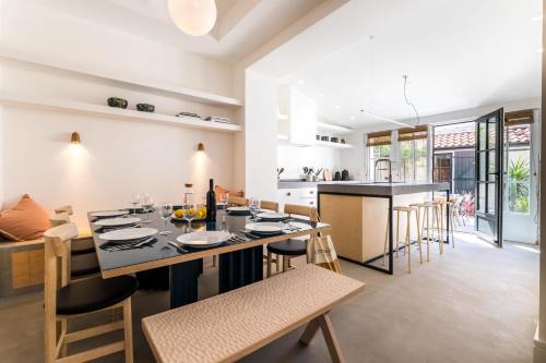 Biarritz House | PAMPA KEYWEEK Town house with terrace in Biarritz