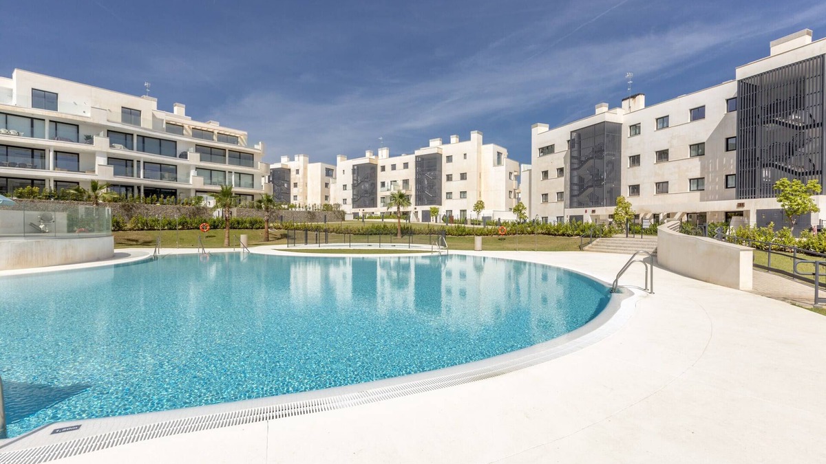 Fuengirola Apartment | Panorama | Apartment with pool in Fuengirola