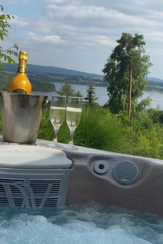 Karlovy Dvory Resort | Panorama House Lipno