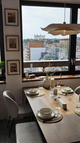Old Town Apartment | Panorama View Design Apartments in Old Town - Free Parking