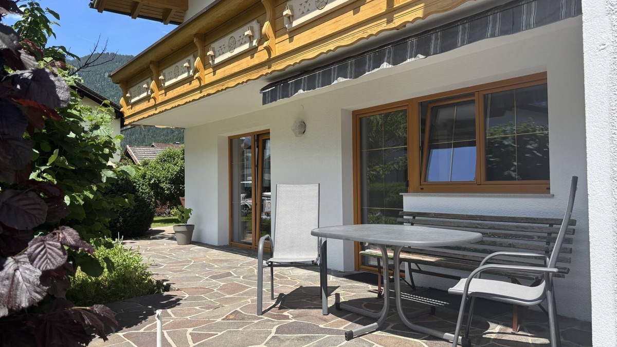 Weissenbach am Lech Apartment | Panoramablick by Interhome