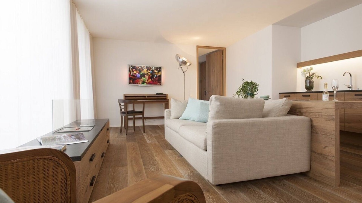 Gundholzen Apartment | Panoramasuite, Bad/WC, Seeblick, DG, 80 qm