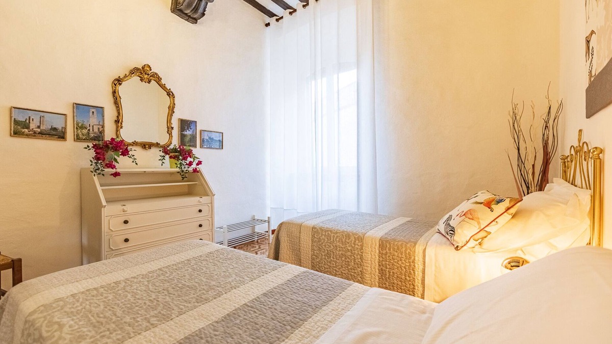 San Gimignano City Centre Apartment | Panoramic apartment Il Borgo Antico in the city centre