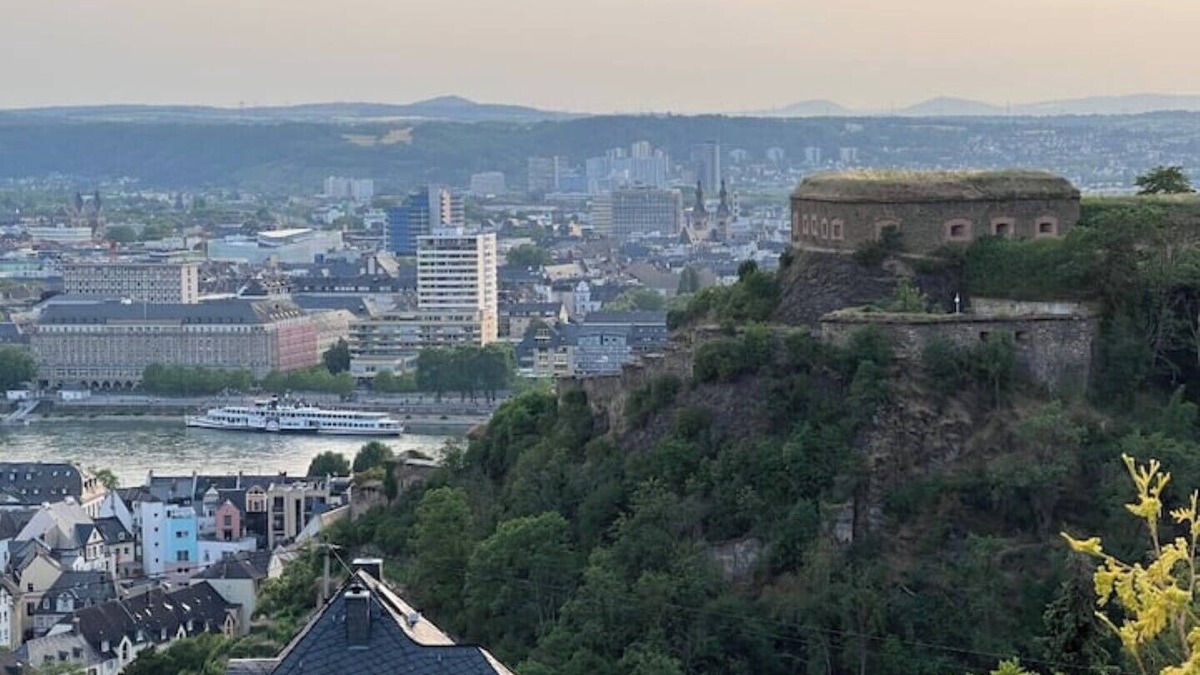 Ehrenbreitstein Apartment | Panoramic apartment with 65 sqm with fortress view from the Koblenz hilltop location