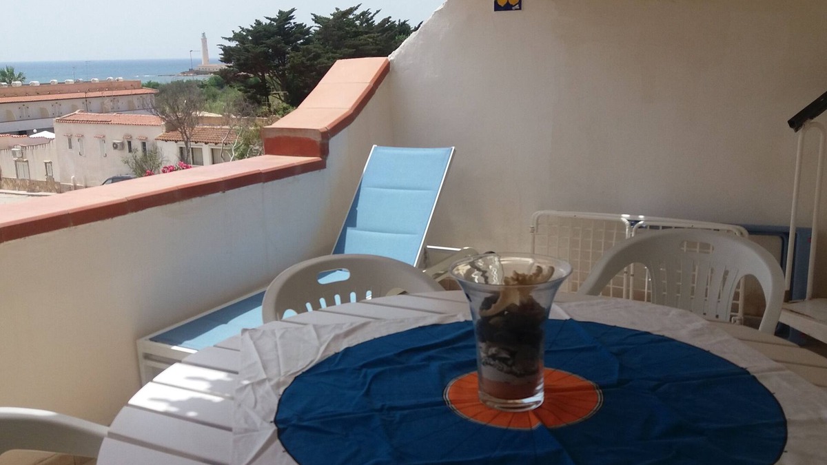 Campobello di Mazara Apartment | Panoramic beachfront apartment in Kartibubbo village in Sicily