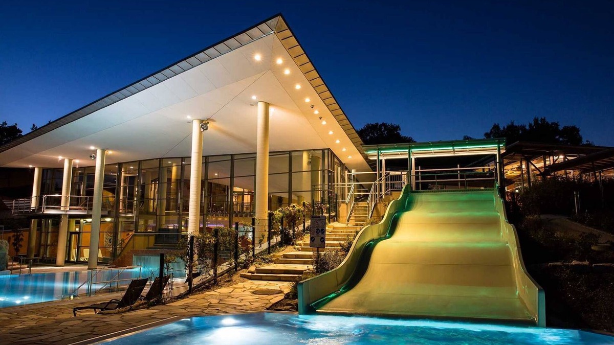 Mistelgau House | Panoramic house type 100 SD 09 - Panoramahaus (100) in the holiday village at the Therme Obernsees