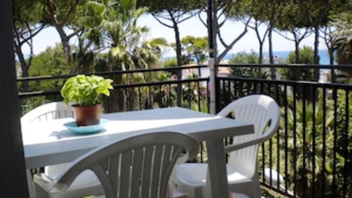 Terracina Apartment | Panoramic penthouse a few meters from the sea and the promenade of Terracina