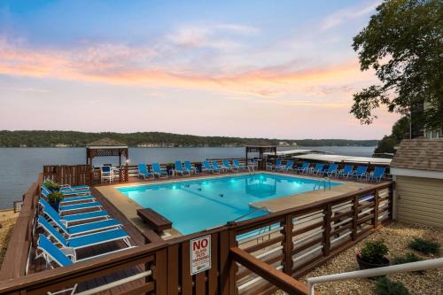 Osage Beach House | Panoramic Point, Waterfront Condo with Pool, Tennis