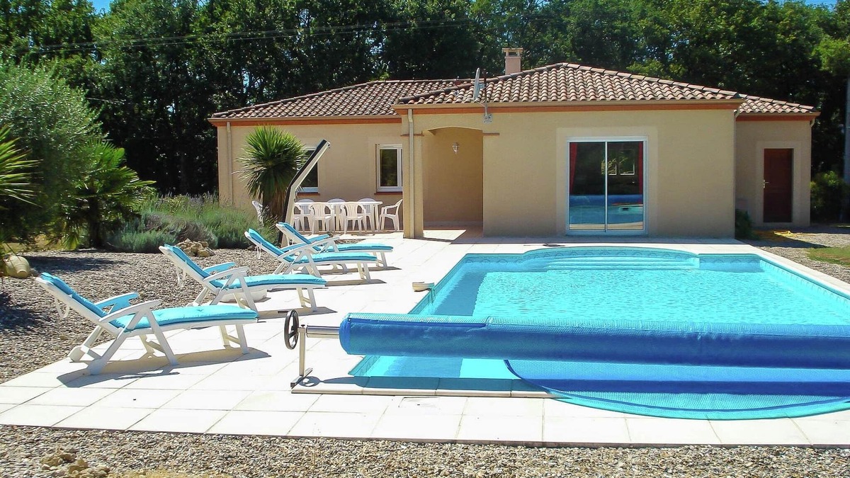 La Croix-Blanche Villa | Panoramic Poolside Villa