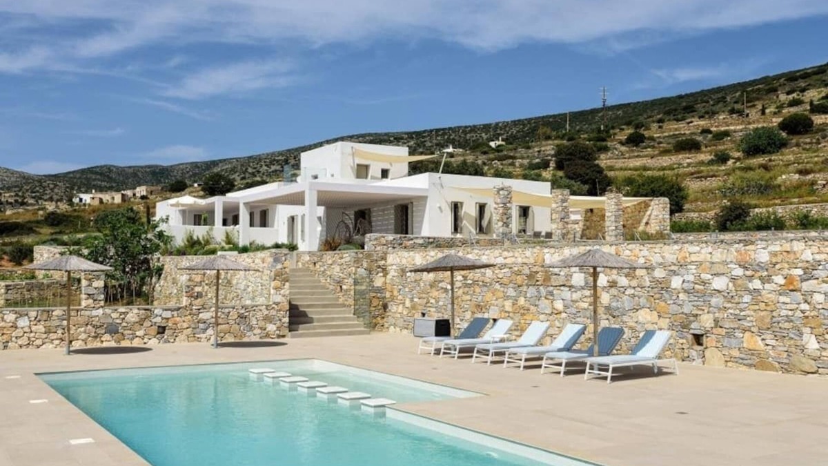 Paros Villa | Panoramic seaview villa w/large private pool 18m in the Cyclades
