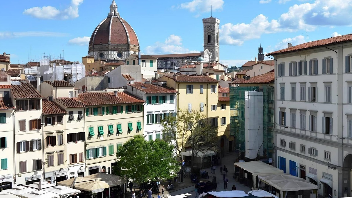 San Lorenzo Apartment | Panoramic Suite near Duomo and Station