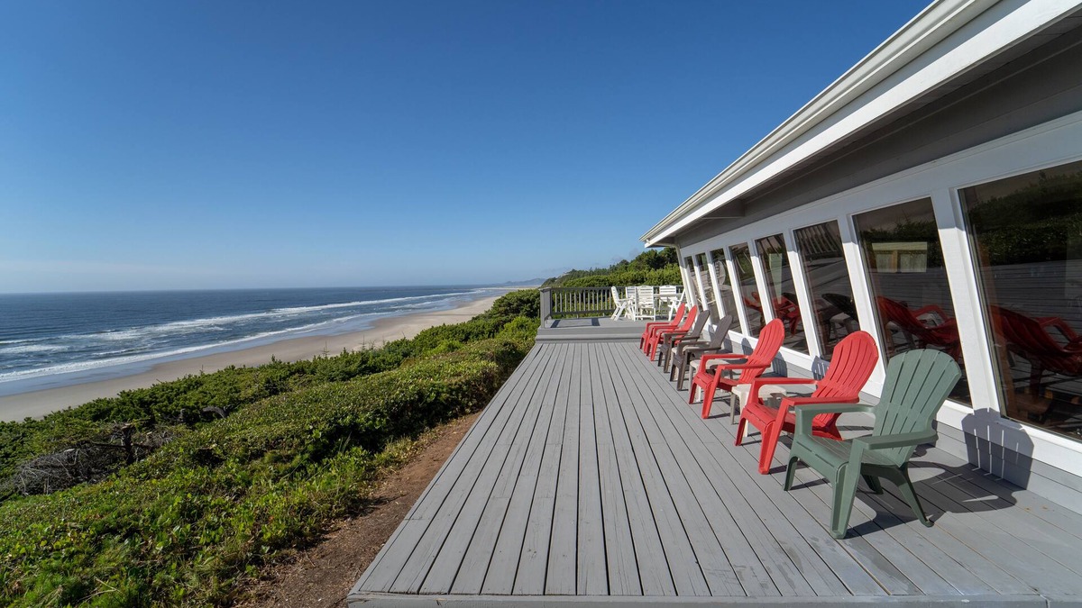 South Beach House | Panoramic Vacation Paradise - Ocean Front Luxury Retreat - Great for Families