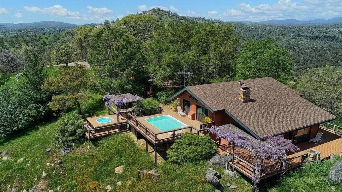 Mariposa Cabin | Panoramic view Cabin on 122 acre ranch with private pool and hot tub