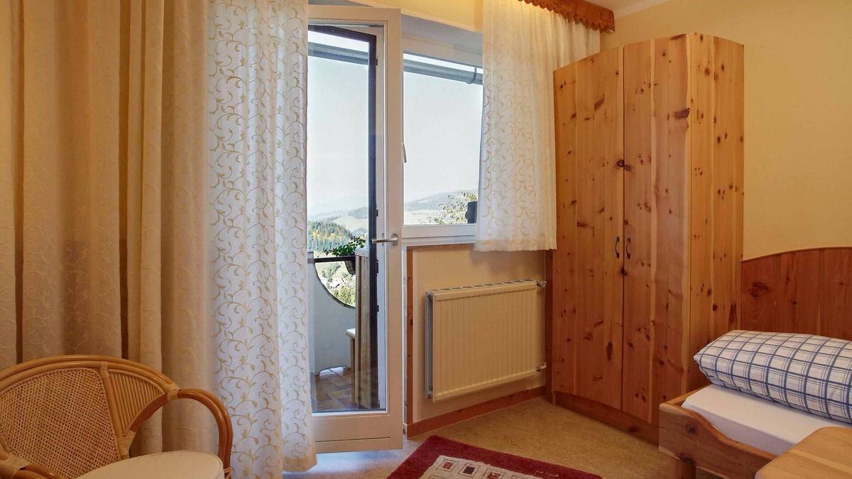 Eberstein Other | Panoramic view single room 2 adults. + 1 child up to 12 years - Biolandhaus Arche