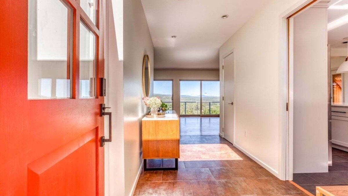 West Stockbridge House | Panoramic Views, Indoor Pool by Evergreen Home