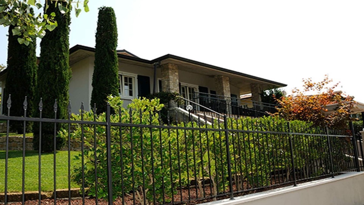 Pozzolengo Villa | Panoramic Villa with Pool