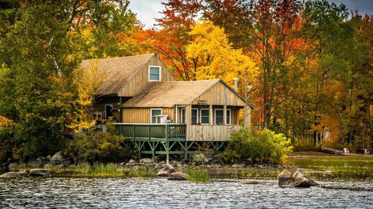 Roxbury Cottage | Panoramic Water and Mountains Views with Nature appearing daily. Relax on