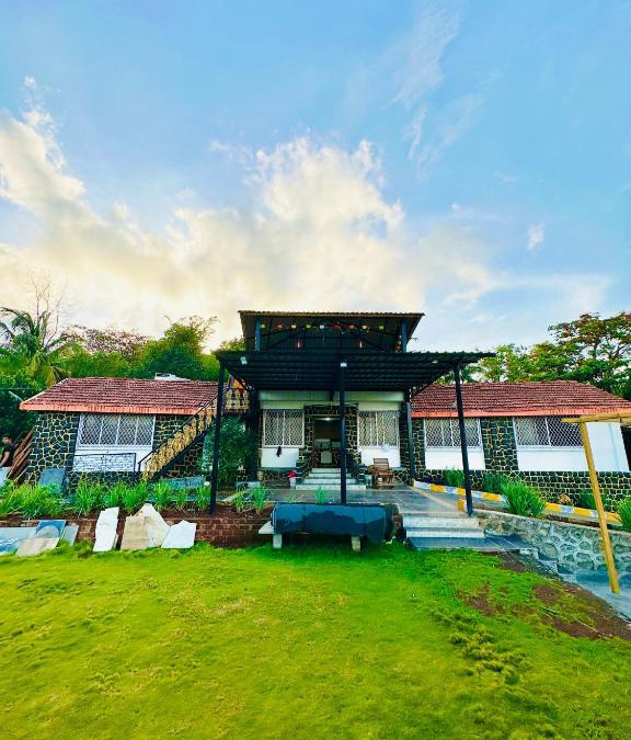 Saiv Kh Villa | Panshet lake view villa by Maharashtra Camper’s