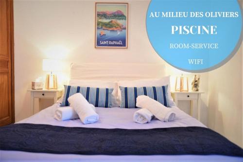 Tavernes Bed & Breakfast | PantaiaHomes - My Little Garden - Piscine - Vue panoramique