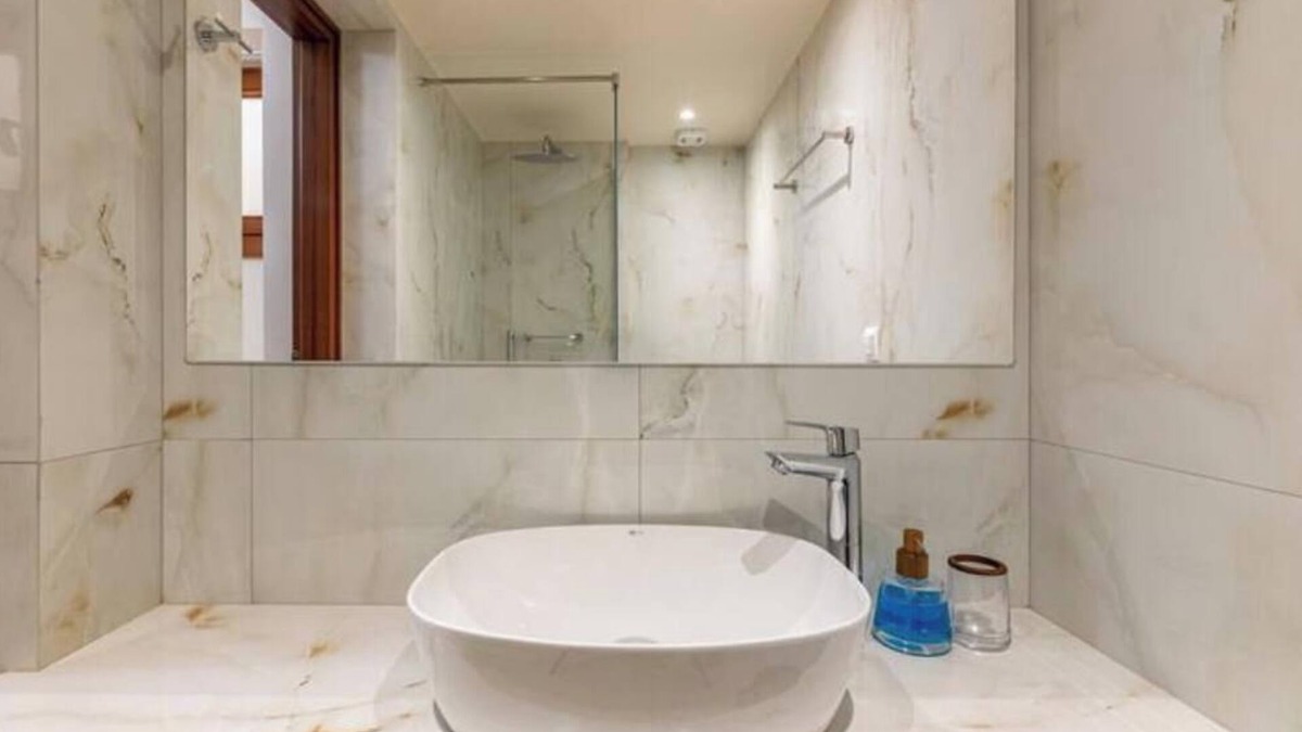 Rodhia House | Pantanassa Palm Tree Mansion