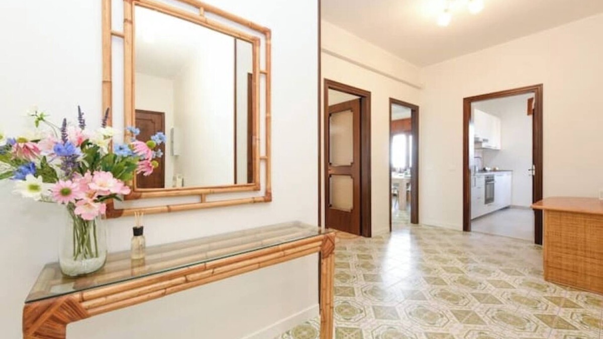 Gardone Riviera Apartment | Paola Apartment: Spacious apartment with free air conditioning, parking, Wi-Fi.