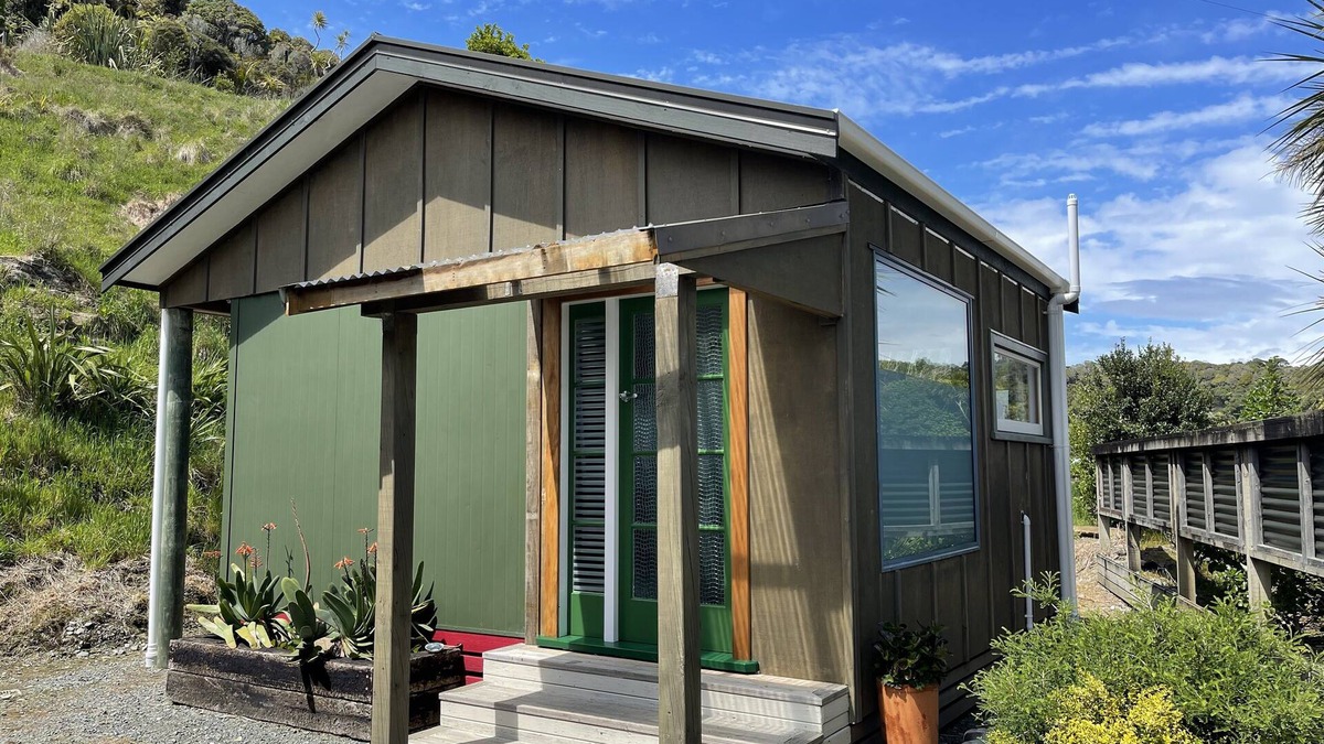 Punakaiki Cabin | Paparoa Hut.